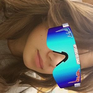 Meet your Posher, Charley